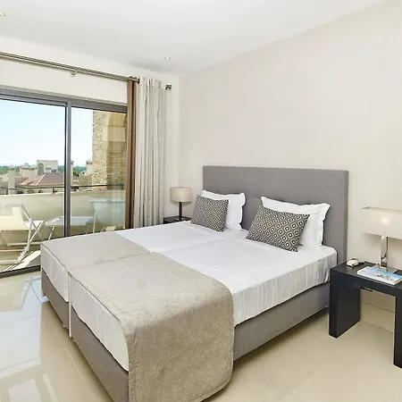 Pine Hills Vilamoura 4*