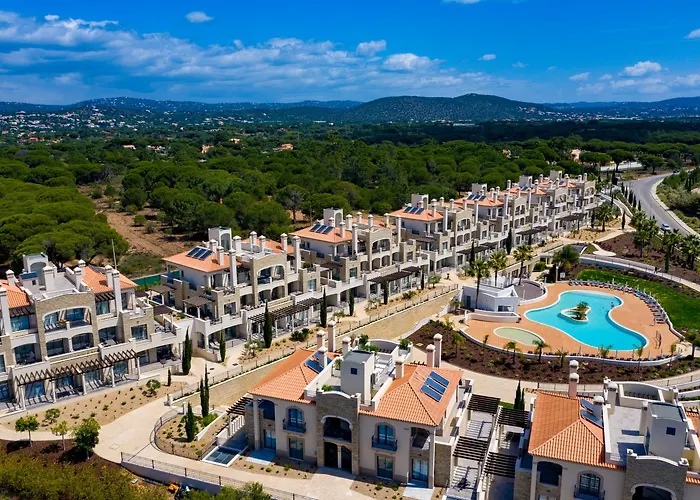 リゾート Pine Hills Vilamoura 4*