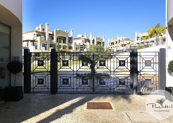 Semesteranläggning (resort) Pine Hills Vilamoura 4*
