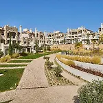 Курортный комплекс Pine Hills Vilamoura 4*